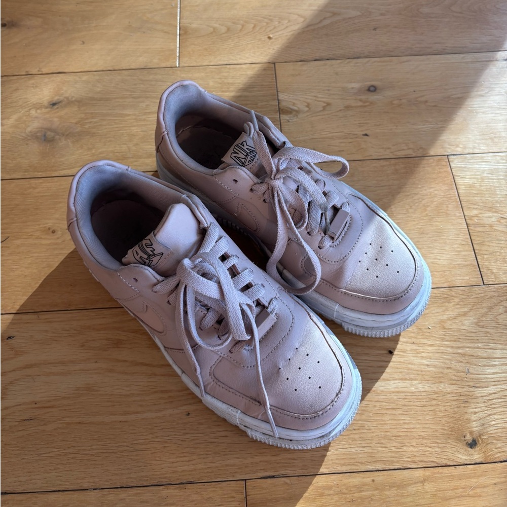 Nike Airforce Pixel Pink Sneakers